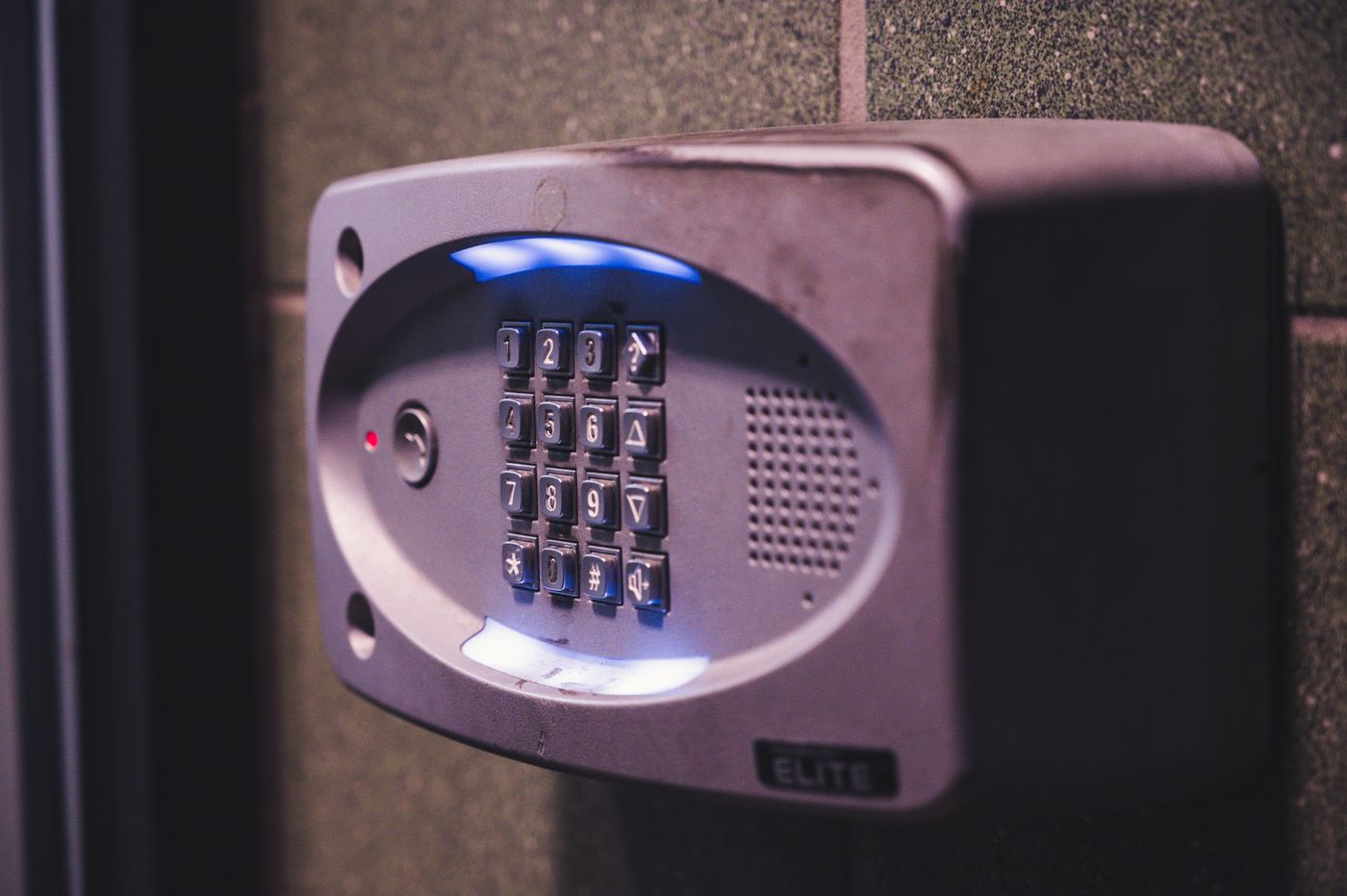 Illuminated keypad