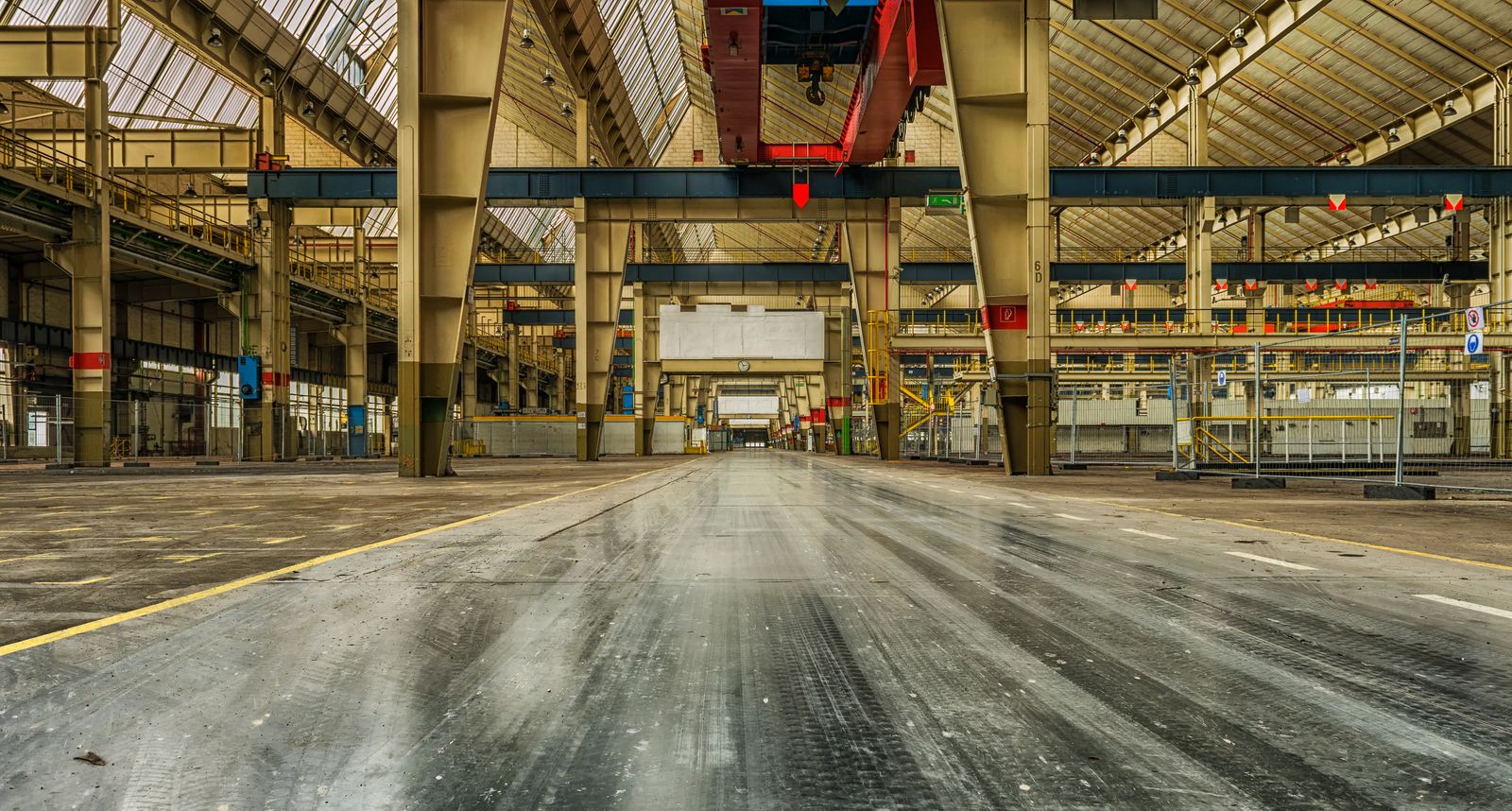 Industrial hall